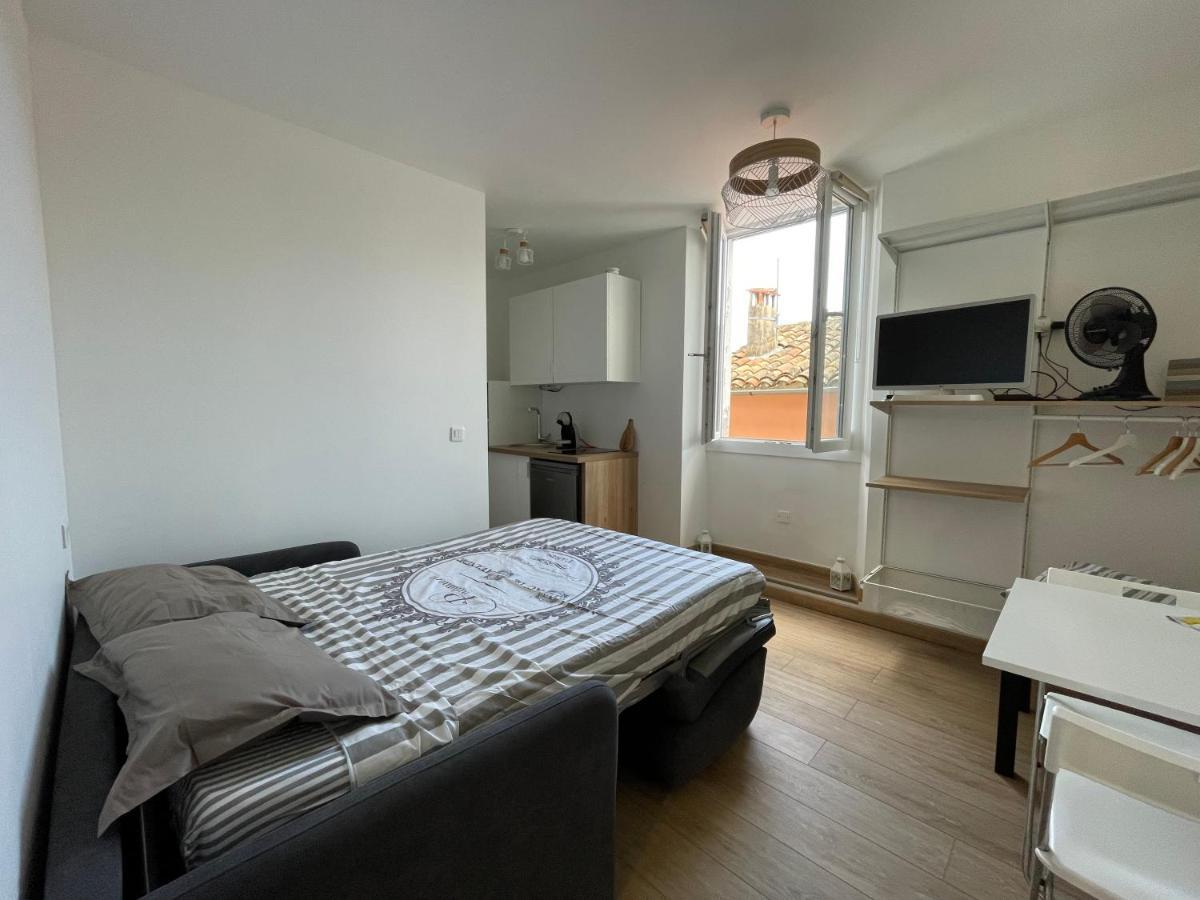 Apartament Petit Cocon Au Coeur Du Centre Historique Biot Zewnętrze zdjęcie